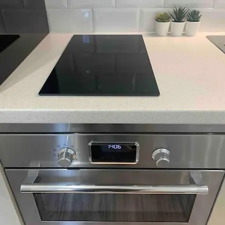 Hidden Gem Self Contained Studio Leeds Ls6 شقة